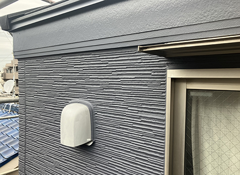 細部までキレイに塗装されています。