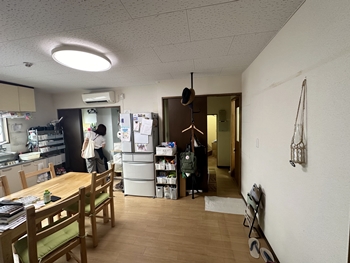 室内は園長先生の住居として使われていました。