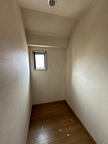 全て片付けていただいてから、現場調査を行いました。